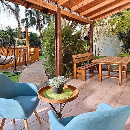 Вилла Hawaii Mansion Рош-Пинна Экстерьер фото